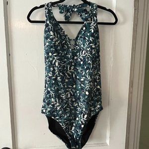 Garnet Hill Signature halter top bathing suit 12 green floral